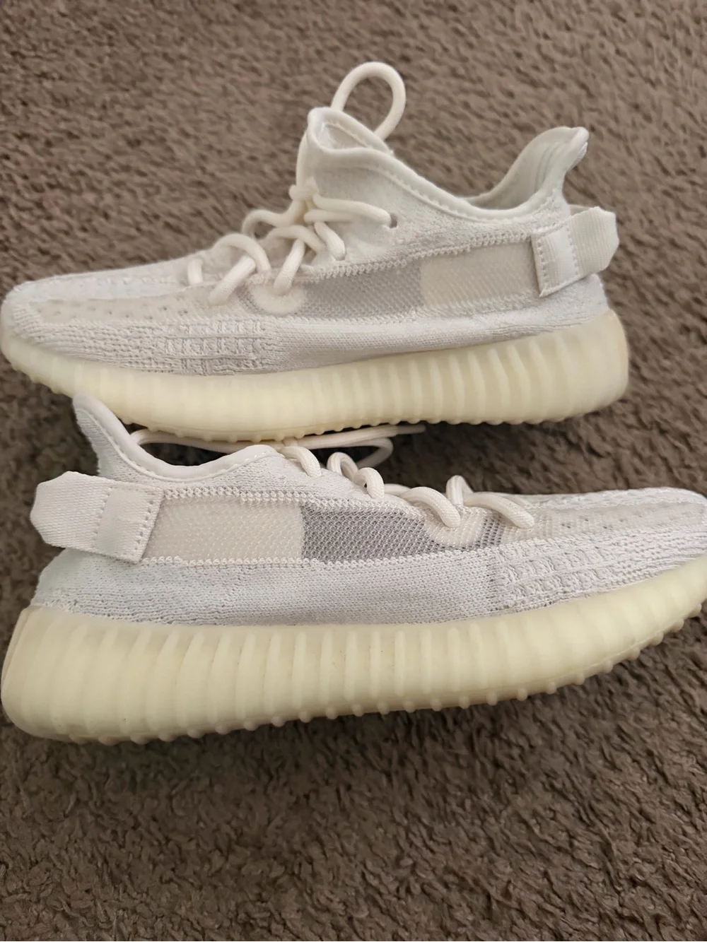 adidas yeezy 350v2